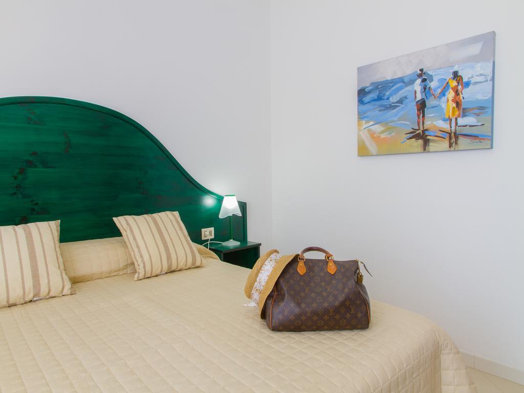 Gelso Bianco Apartments 坎波菲利斯·迪·罗切 外观 照片
